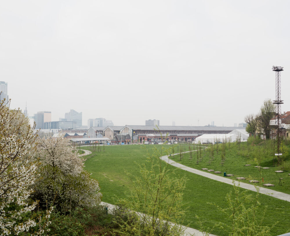 Bureau Bas Smets, Tour & Taxis Park, Sint-Jans-Molenbeek, (Foto: Michiel De Cleene)